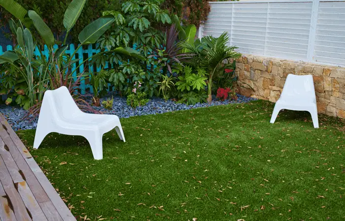artificial turf